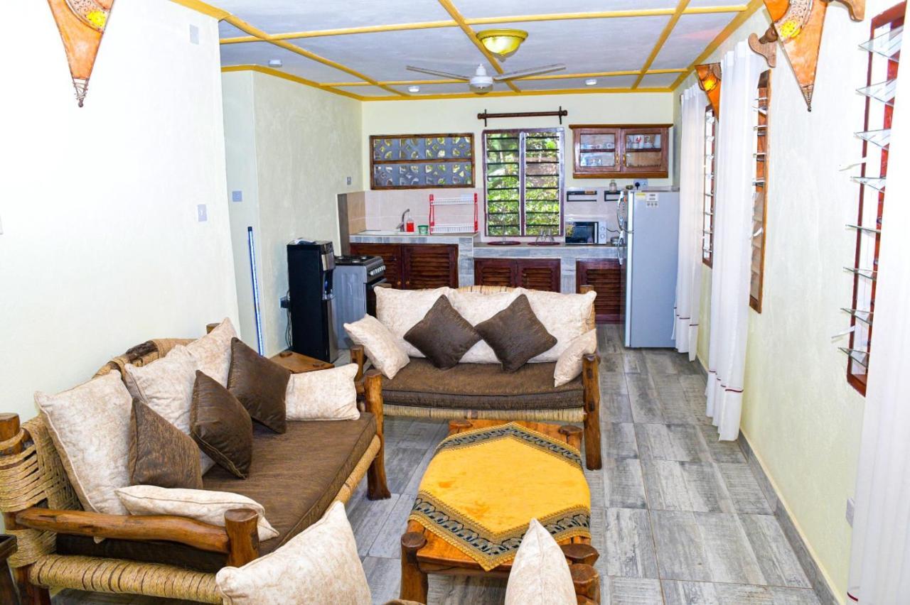 Apartmenthaus Salama Villen In Diani Diani Beach Eksteriør bilde