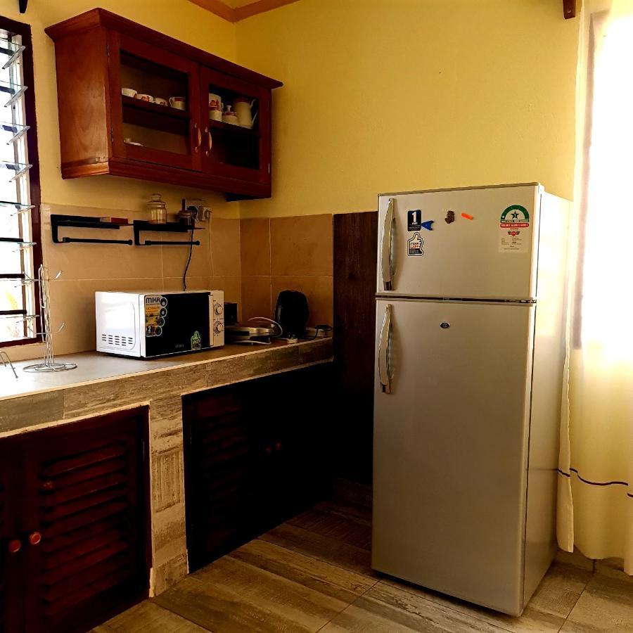 Apartmenthaus Salama Villen In Diani Diani Beach Eksteriør bilde